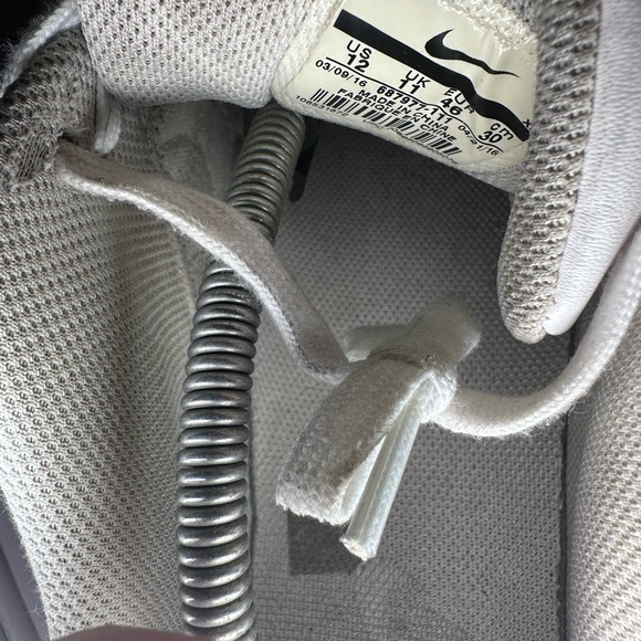 (2 Pair) Nike Air Max LTD 3 Triple White Sneakers - Picture 13 of 16